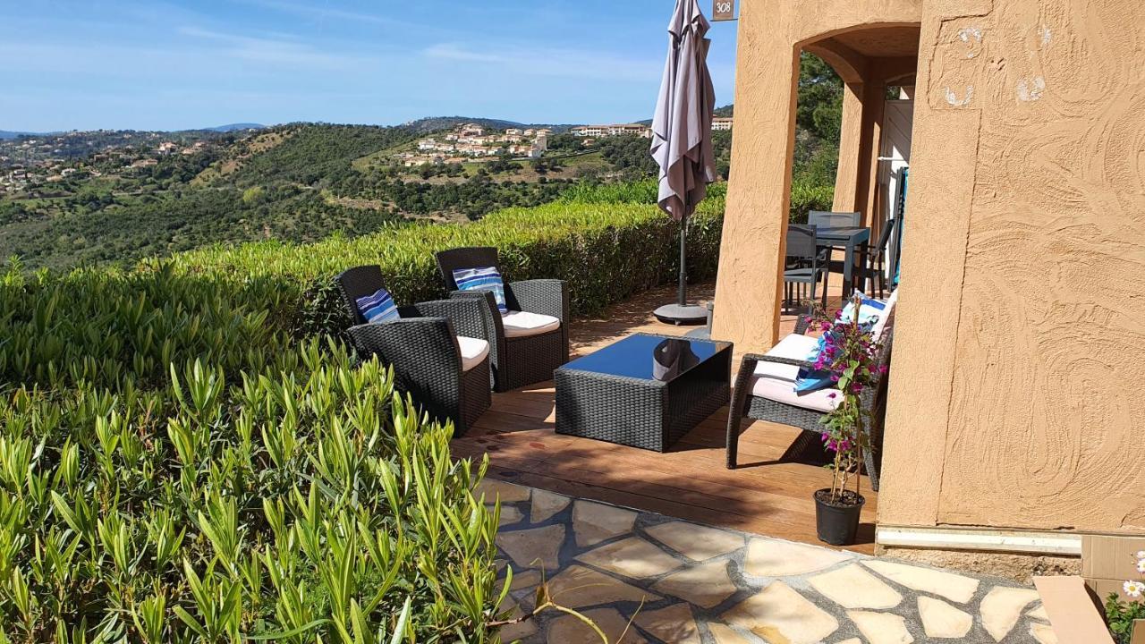 Les Issambres Appart 6 Pers Grande Terrasse Superbe Vue Mer Et Golfe De Saint Tropez, Piscine מראה חיצוני תמונה