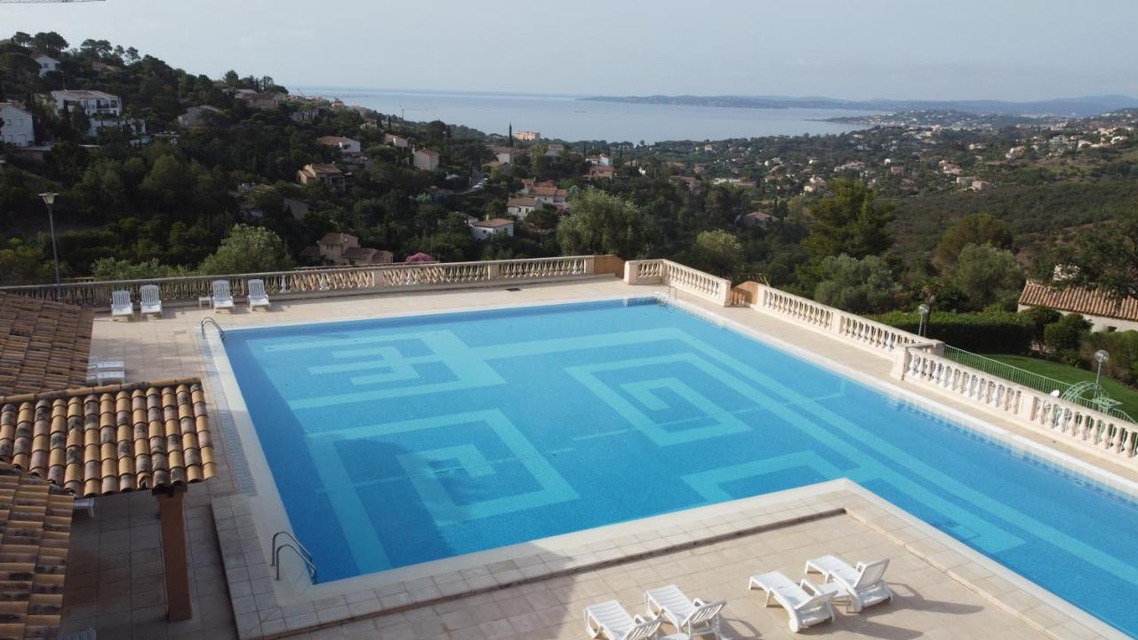 Les Issambres Appart 6 Pers Grande Terrasse Superbe Vue Mer Et Golfe De Saint Tropez, Piscine מראה חיצוני תמונה