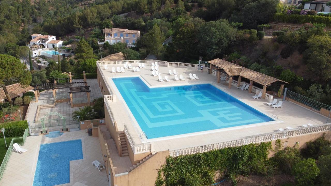 Les Issambres Appart 6 Pers Grande Terrasse Superbe Vue Mer Et Golfe De Saint Tropez, Piscine מראה חיצוני תמונה